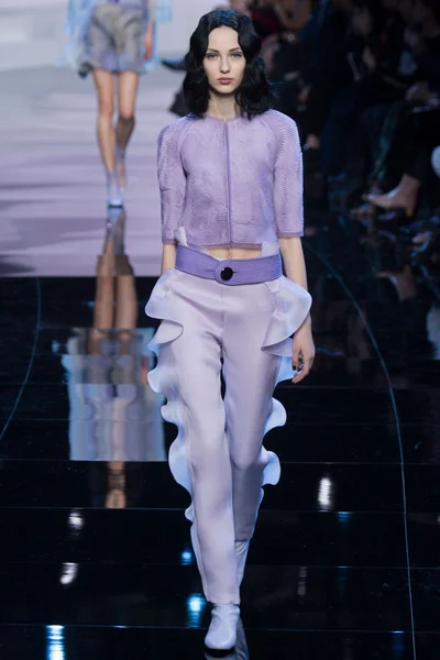 Look 8